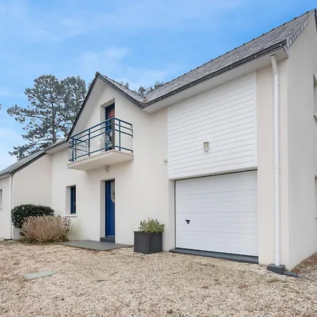 Grande Maison Familiale Avec Piscine Et Jardin Holiday home