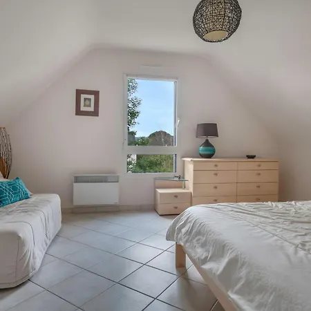 Grande Maison Familiale Avec Piscine Et Jardin * Mesquer