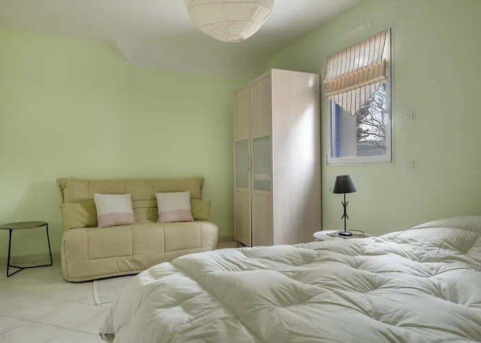 Grande Maison Familiale Avec Piscine Et Jardin * Mesquer