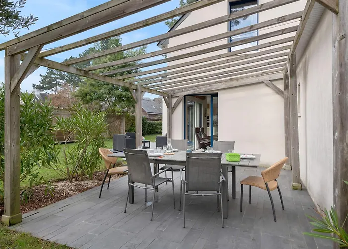 Nyaraló Grande Maison Familiale Avec Piscine Et Jardin