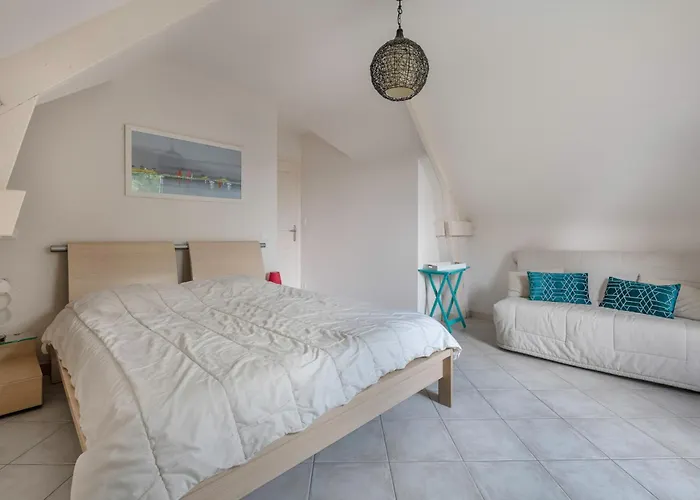 Grande Maison Familiale Avec Piscine Et Jardin * Mesquer