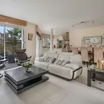 Grande Maison Familiale Avec Piscine Et Jardin * Mesquer